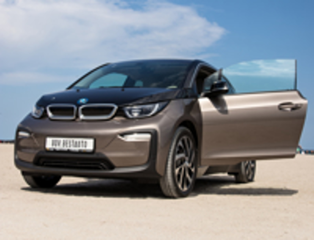 Why to choose an electric car? - Our experience with BMW i3